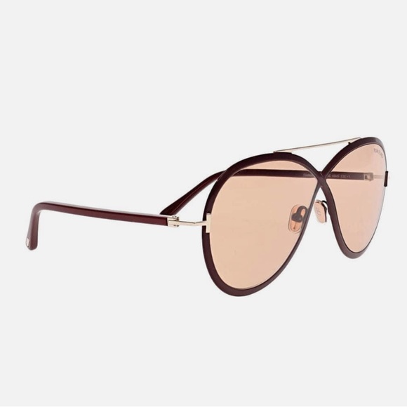 Excluded Tom Ford Sunglasses, New - Picture 3 of 4